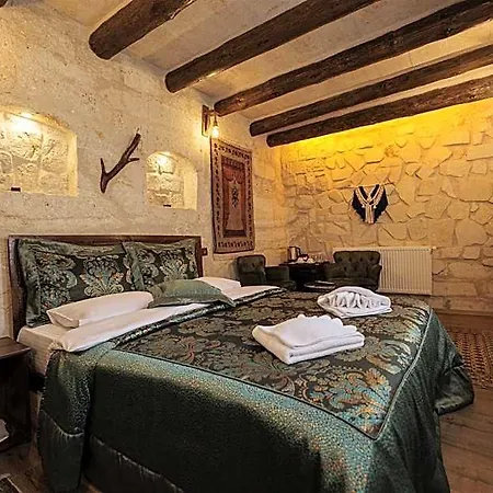 Shadow Cave House Otel *